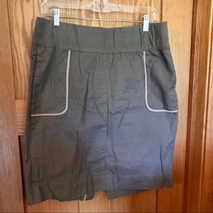 Gap maternity grey skirt-size 14